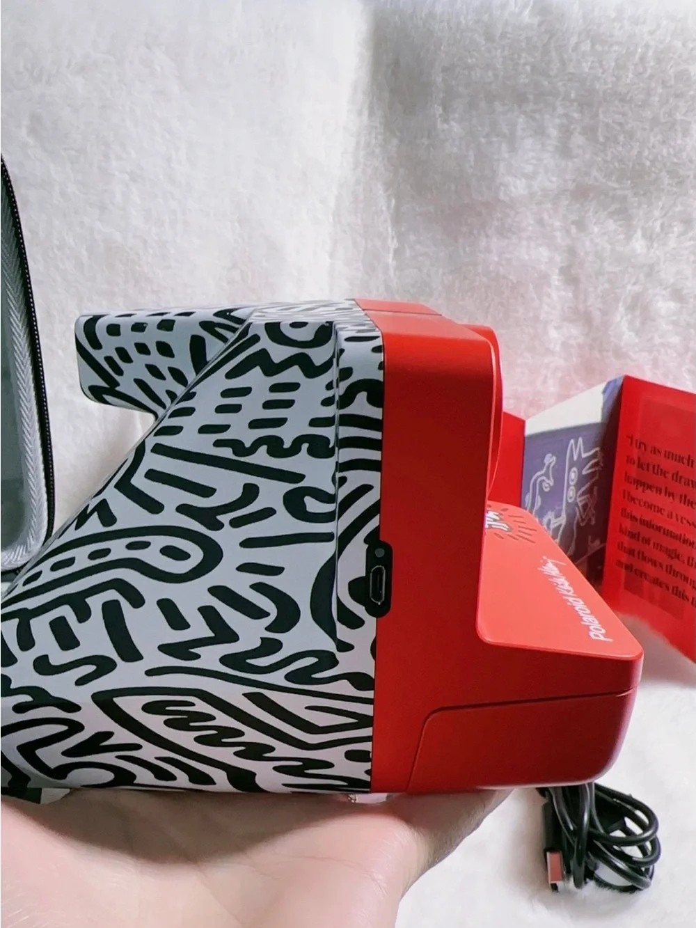 Polaroid x Keith Haring limited edition camera- exellent condition